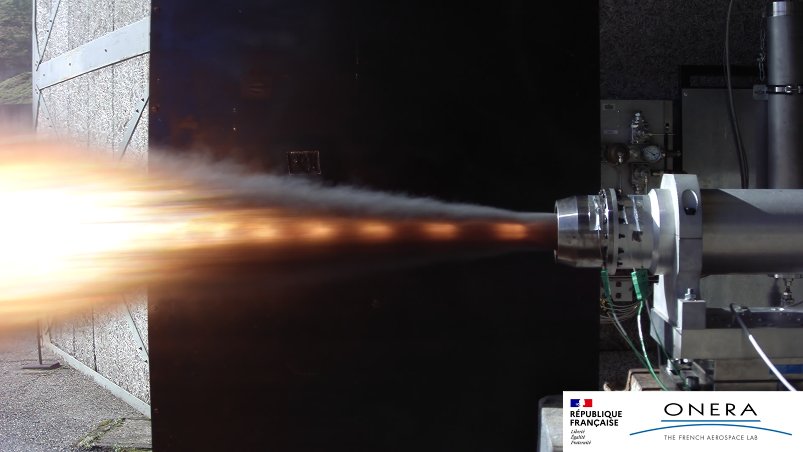 Hotfire test of the Æther engine